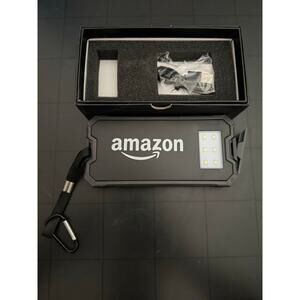 High Sierra × Amazon Solar Power Bank 10000 mAh NEW